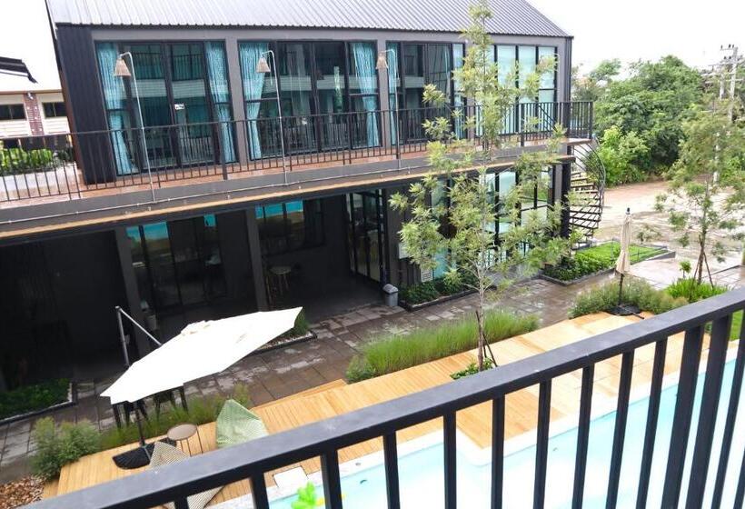 Номер Стандарт, Phu Sakon Ville