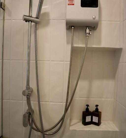 חדר סטנדרט יחיד עם מרפסת, Phu Sakon Ville