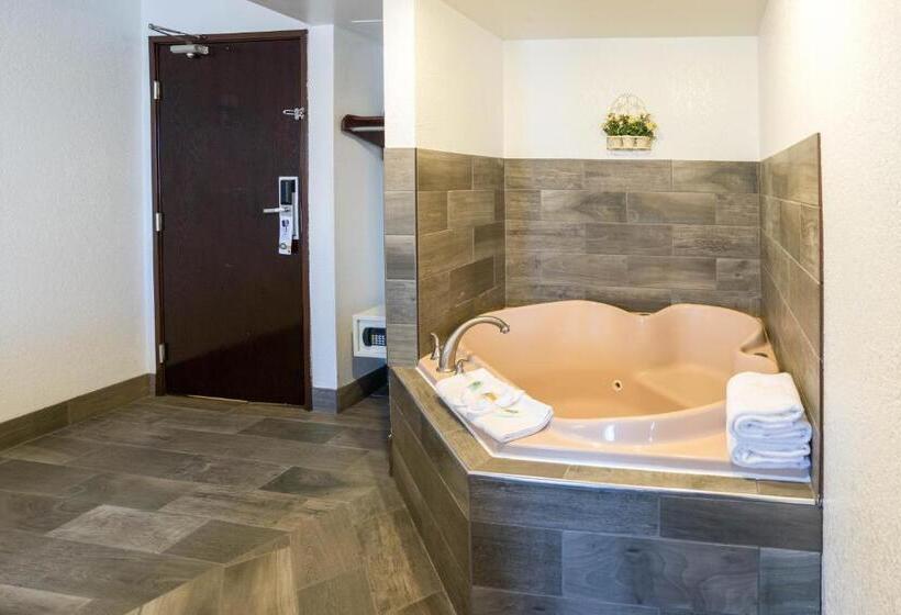 스위트 킹사이즈 침대, Quality Inn