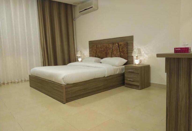 اتاق لوکس, Rayan