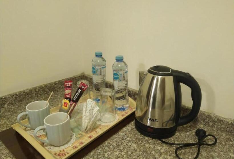 سوئیت 2 خوابه, Rayan