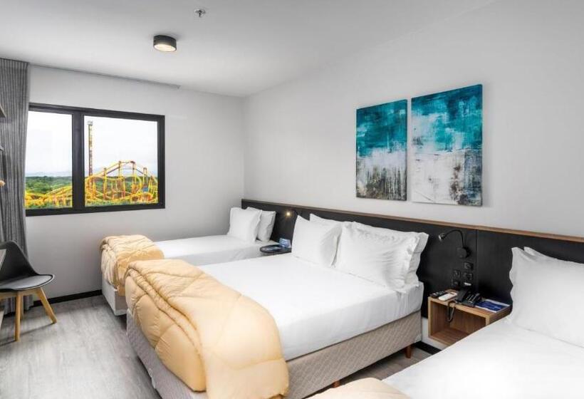 اتاق استاندارد چهار تخته, Solar Pedra Da Ilha