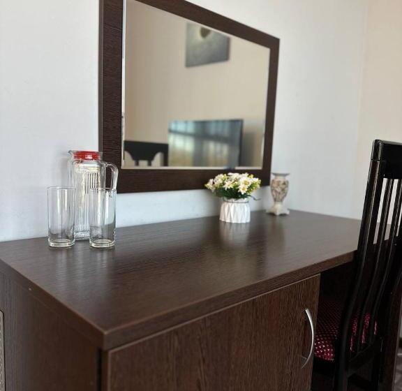 اتاق استاندارد, Tanzharyk