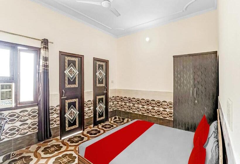 חדר קלאסי לשלושה, Oyo Flagship Da Urban Hotels & Restaurant