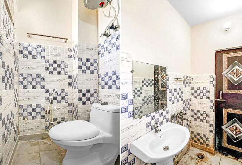 חדר קלאסי לשלושה, Oyo Flagship Da Urban Hotels & Restaurant