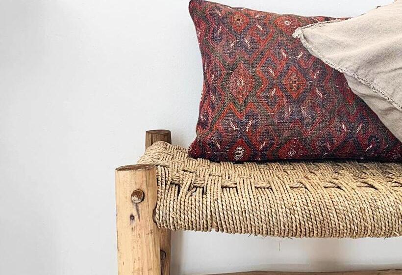 سوییت با چشمانداز دریا, Casa Alkimia Town