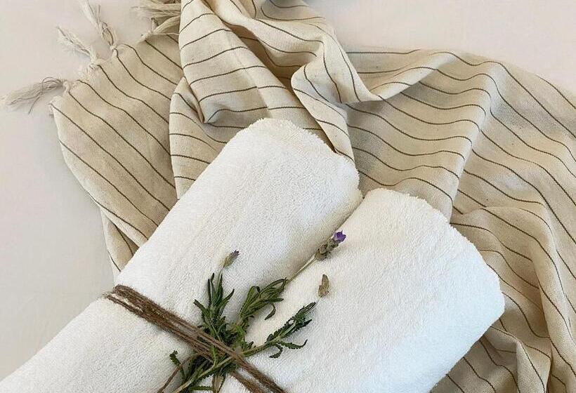 سوییت با چشمانداز دریا, Casa Alkimia Town