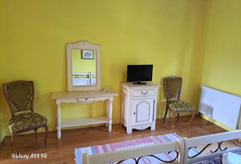 スタンダードルーム, Hanul Curtea Veche