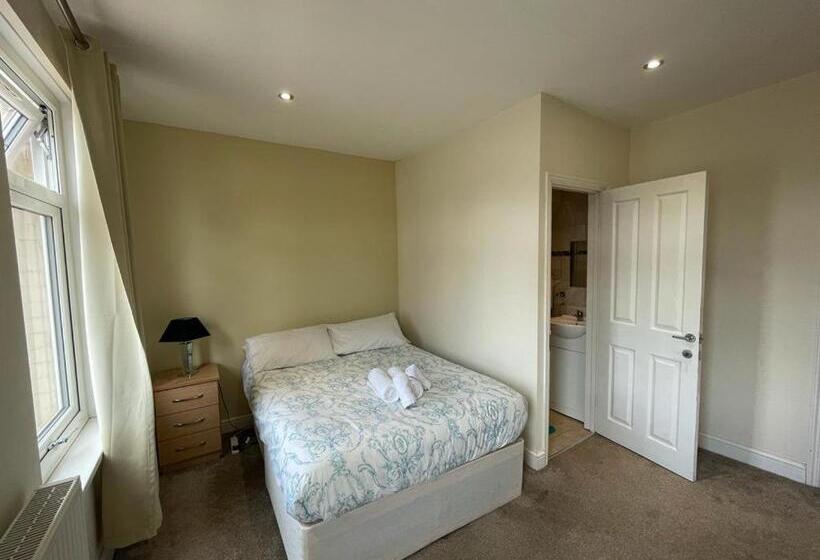 스탠다드 룸, Kingston House