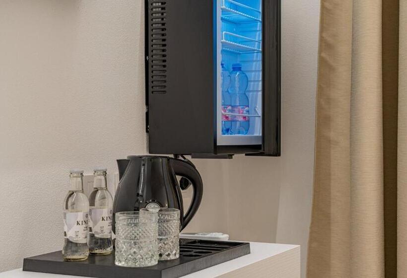 غرفة قياسية سرير كينج, Unico