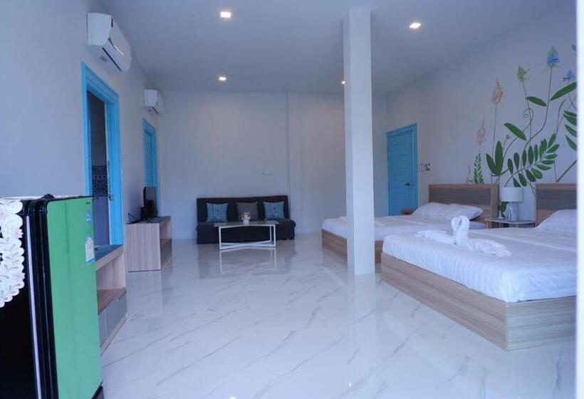 غرفة عائلية, Sunset Village Rayong