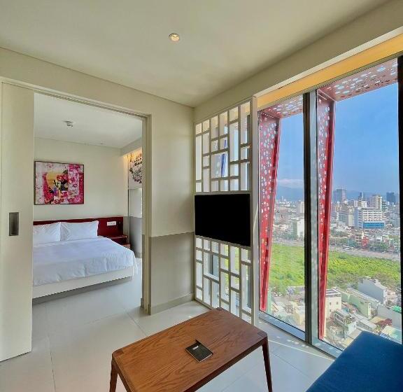 سوییت جونیور با چشمانداز دریا, Wink Hotel Tuy Hoa Beach   24hrs Stay & Rooftop Pool Bar