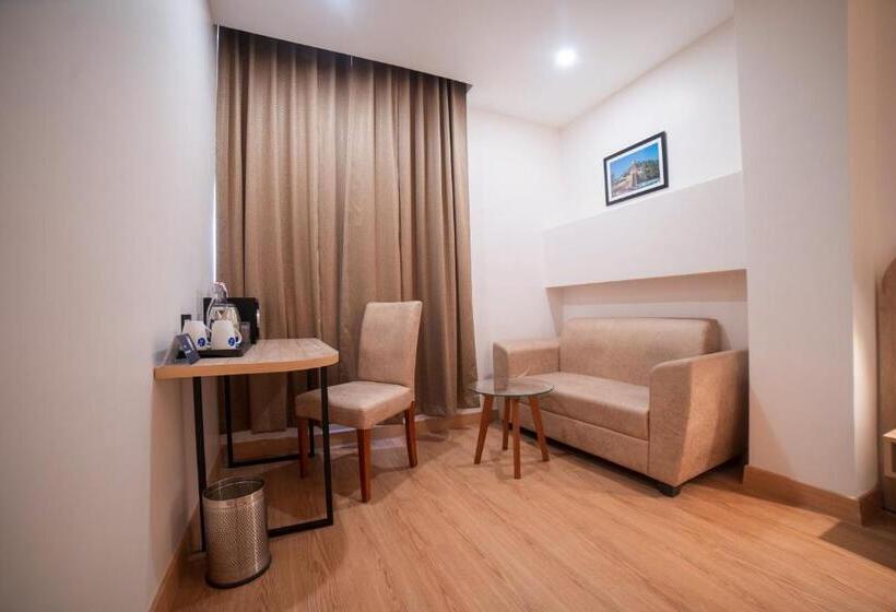 带大床的高级房间, Zip By Spree Hotels Gangtok