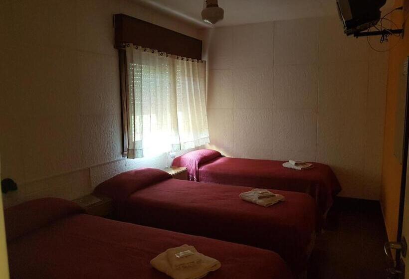 スタンダードトリプルルーム, Residencial Costa Azul