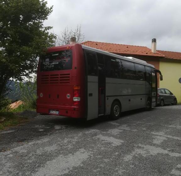 חדר משפחתי, B&b Terre E Colori