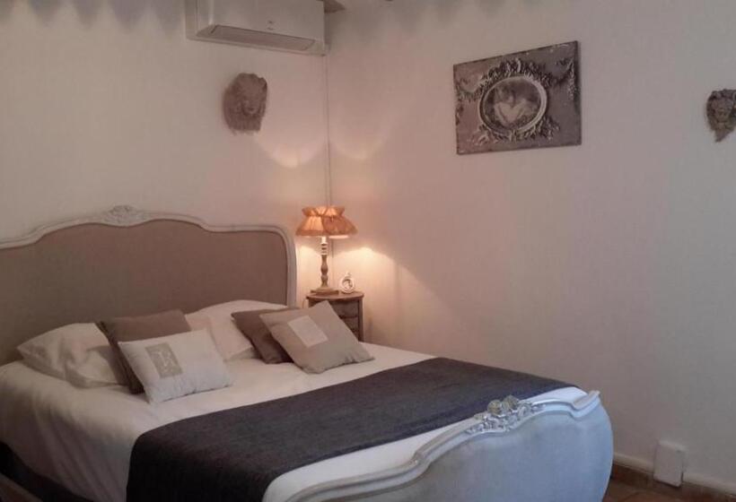 خانه 4 خوابه, Le Mas Des Cosme