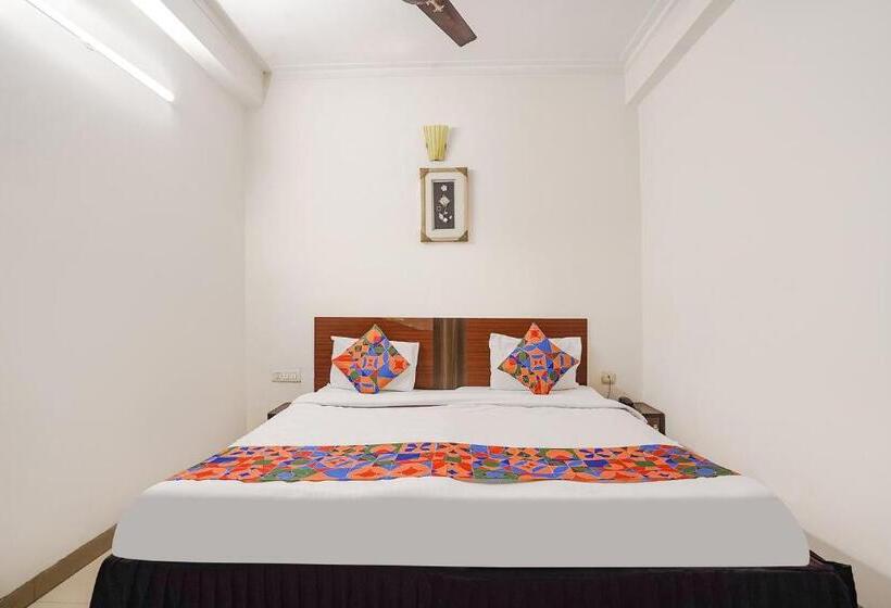 اتاق لوکس, Fabhotel Sai Residency