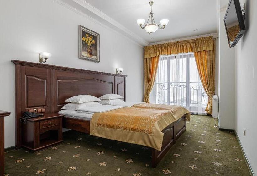 جناح غرفتين نوم, карпатська ружа