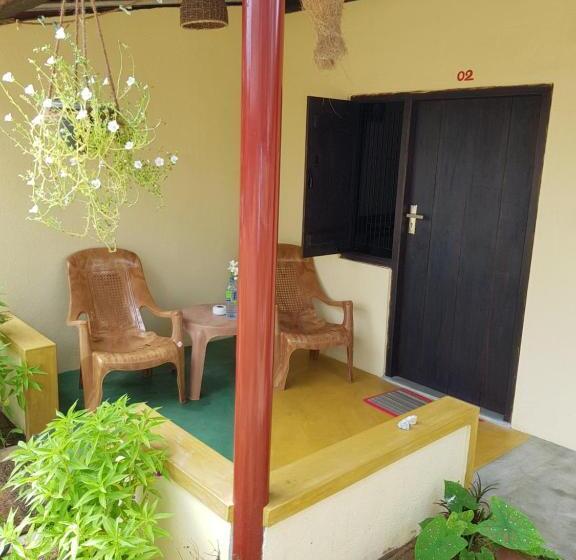 エコノミールーム, Moon Garden