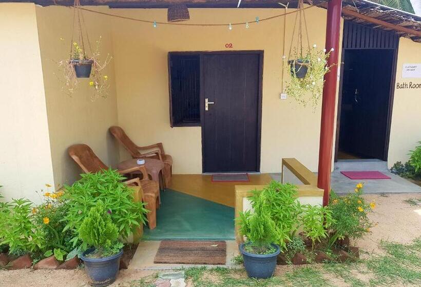 庭の見えるシングルルーム, Moon Garden