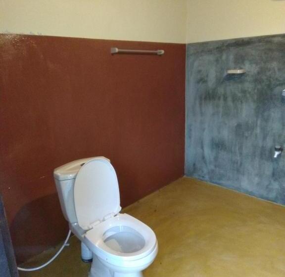 庭の見えるシングルルーム, Moon Garden