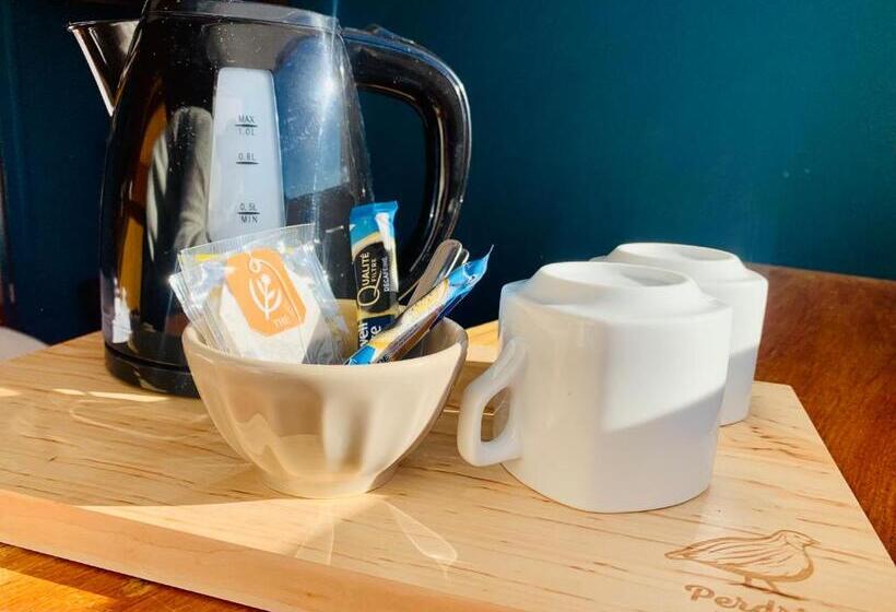 Номер Стандарт Трехместный, Perdrix