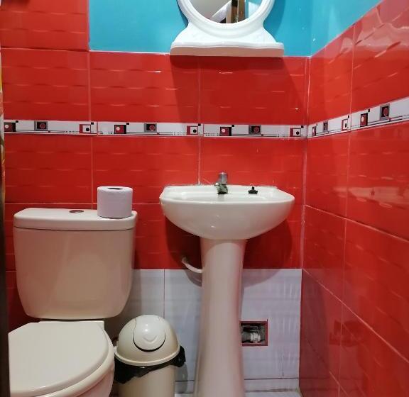 اتاق استاندارد یک نفره, Sauce