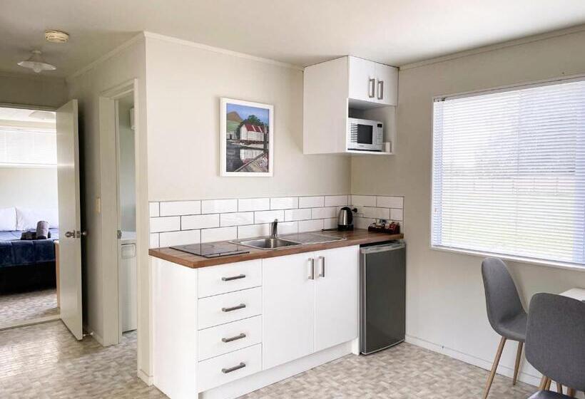 בקתת חדר, Havelock North Holiday Park