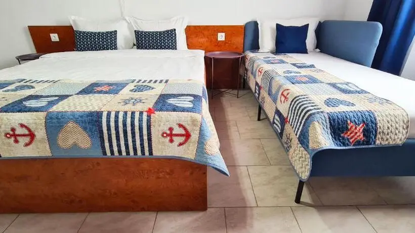 Cameră Triplă Standard, Casa Epat