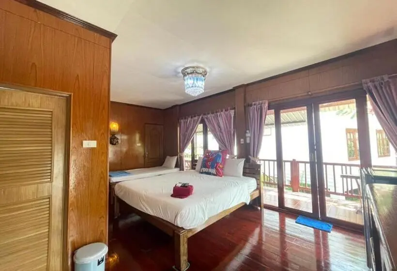 スタンダードバンガロー, Chaipatchara Resort