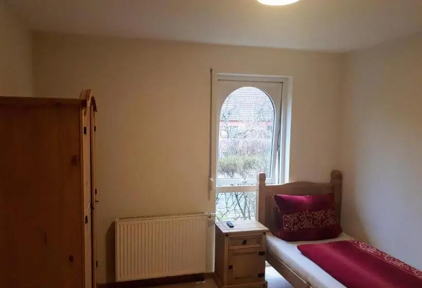 Perhesviitti, Fiore Gästezimmer