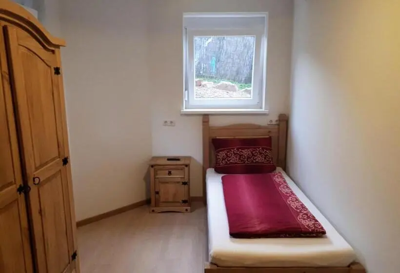 Perhesviitti, Fiore Gästezimmer