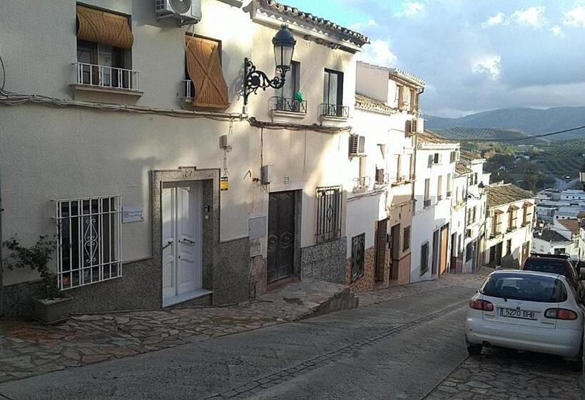 Четырехместный Номер Стандарт, Guesthouse Jazmínes Mozárabes # Wifi