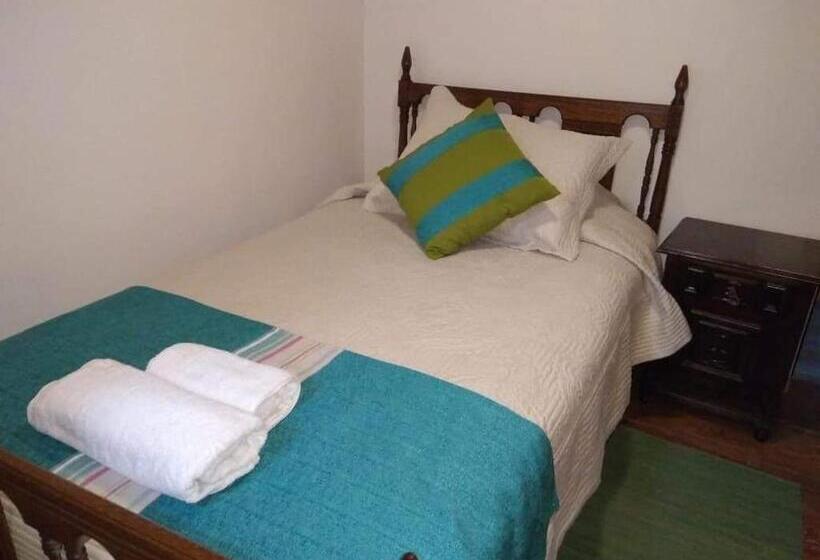 اتاق استاندارد سه نفره, Hostal Casa Blanca