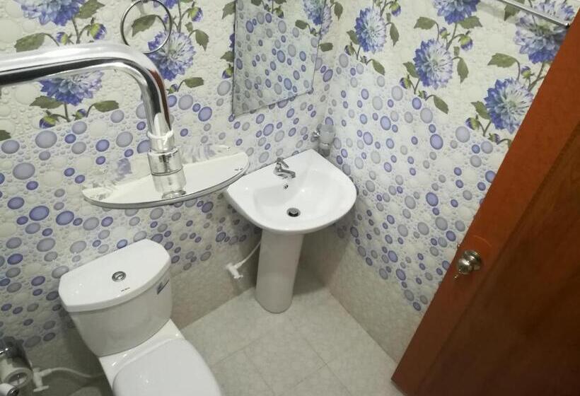 غرفة إقتصادية, The Peak Residence