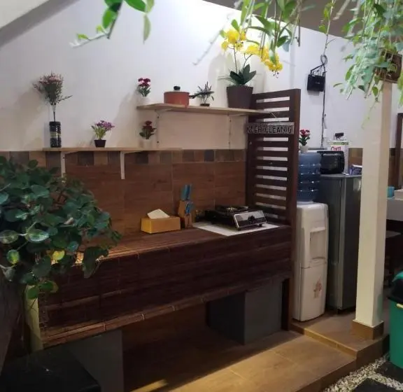 デラックスルーム, Yuan Room