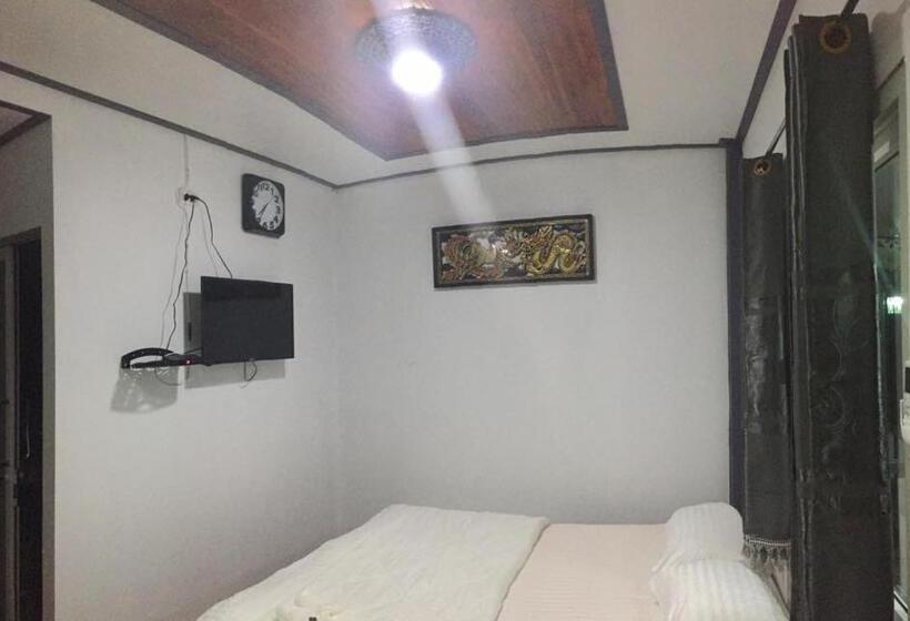 חדר סטנדרט, Moat View