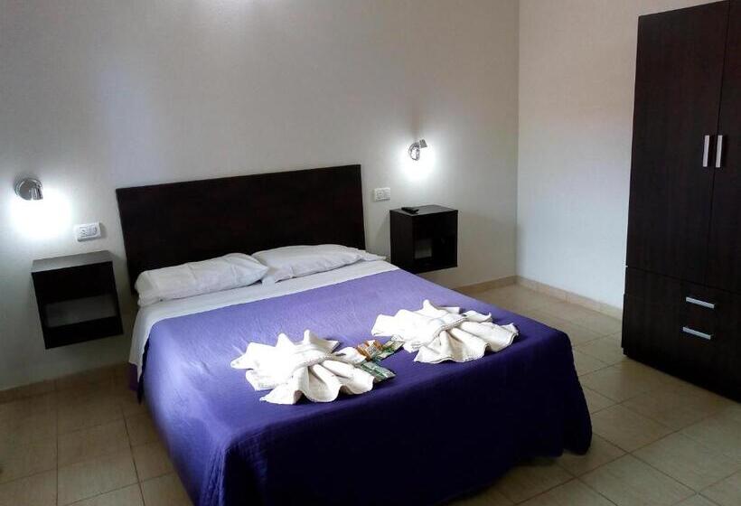 آپارتمان 1 خوابه, Apart Pleamar