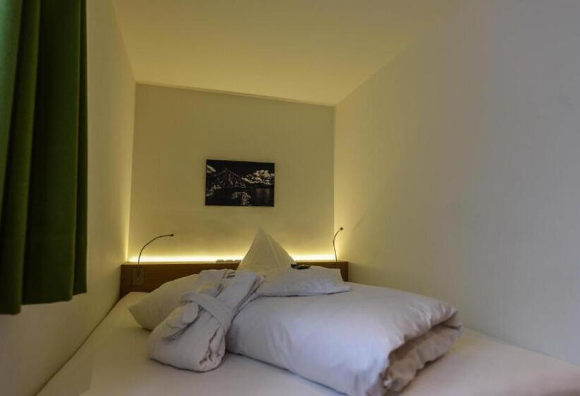 شقة غرفة واحدة, Balma Restaurant Suites