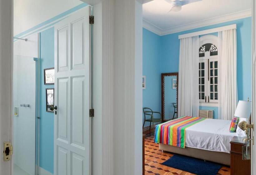 اتاق لوکس با بالکن و چشم‌انداز دریا, Guesthouse Bianca
