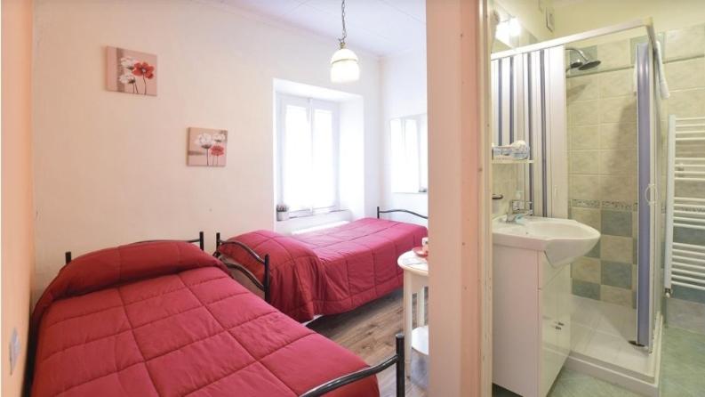 패밀리 룸, Il Giardino Delle Noci