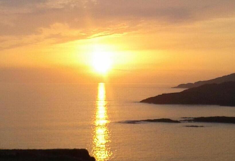 غرفة ديلوكس مطلّة علي البحر, Cappa House B&b