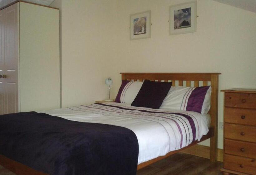 غرفة ديلوكس ثلاثية مطلة على البحر, Cappa House B&b