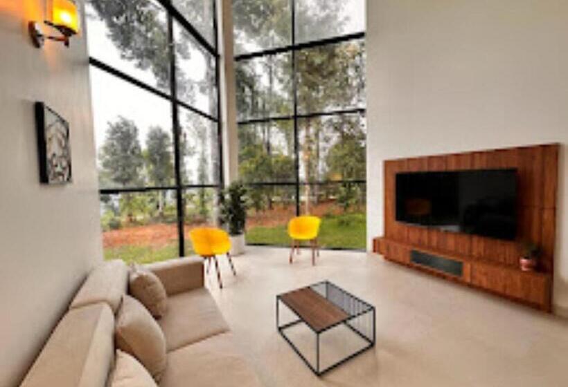 جناح, Cliffotel Kerala