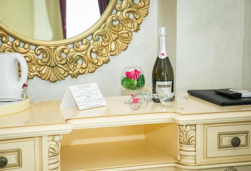 חדר סטנדרט עם מיטת קינג, Almar Lake View Boutique H