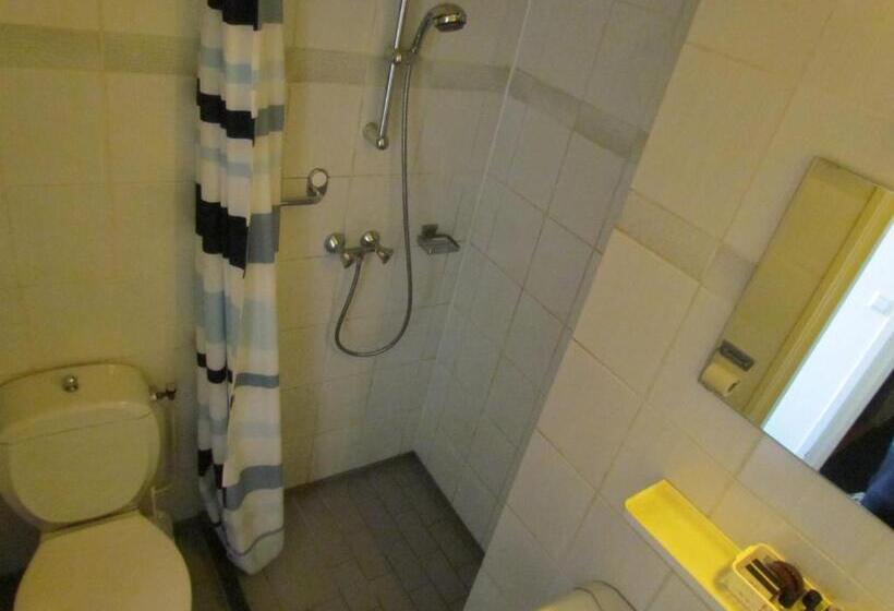 Номер Стандарт, Cafe Woud