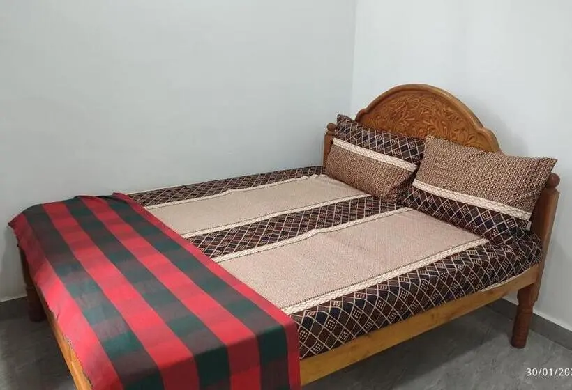 اتاق خانوادگی, Laxsume Guest House Nilaveli