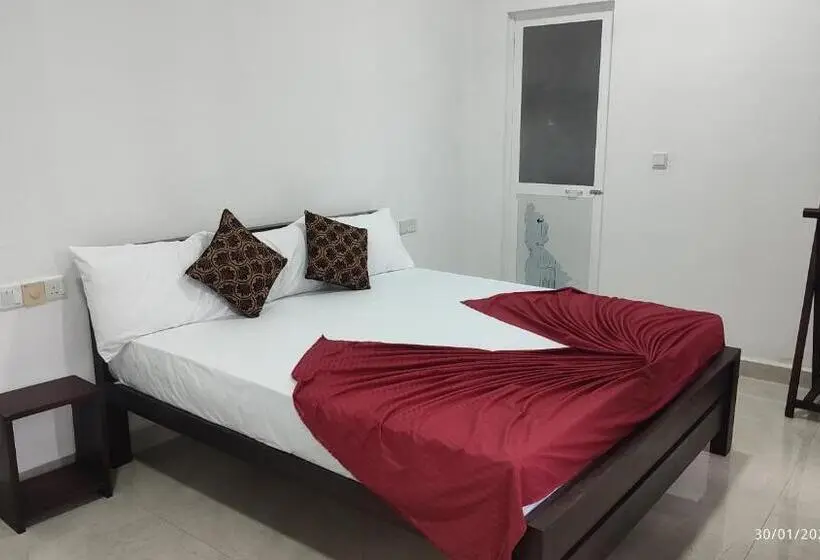 اتاق لوکس, Laxsume Guest House Nilaveli
