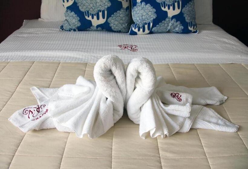 חדר סטנדרט נוף לגינה, Reina Victoria