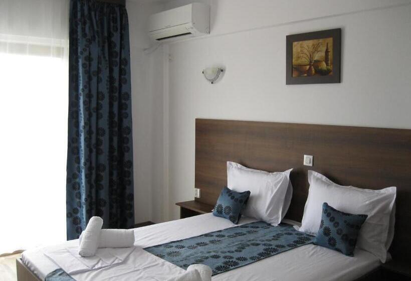 스탠다드 룸, Vila Medeea